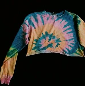 Tie-dye Long Sleeve Crop Top